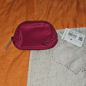 Lululemon Everywhere Belt Bag Nano. BRML/GOLD! NWTS!!!